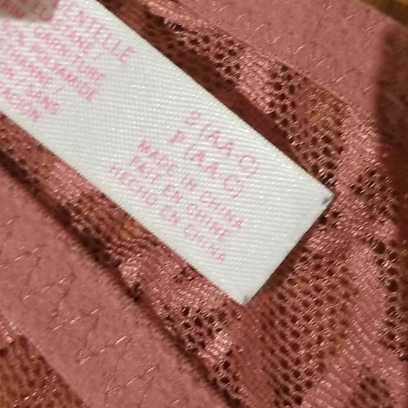 Victoria Secret lace bralette small - Picture 7 of 7